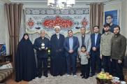 دیدار صمیمانه جمعی از مسئولان دانشگاه با خانواده شهید مهدی شعبانی از شهدای دفاع مقدس جنگ ۱۲روزه